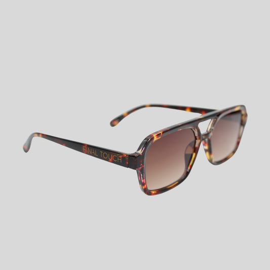 Tony Vintage Tortoise front sunglasses with classic tortoiseshell frame