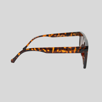 Wade Classic Tortoise side sunglasses with rectangular tortoiseshell frame