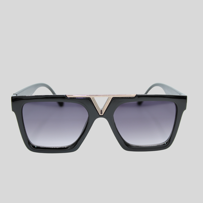 Wade Jet Black Gold sunglasses with black frame and gold bridge detail