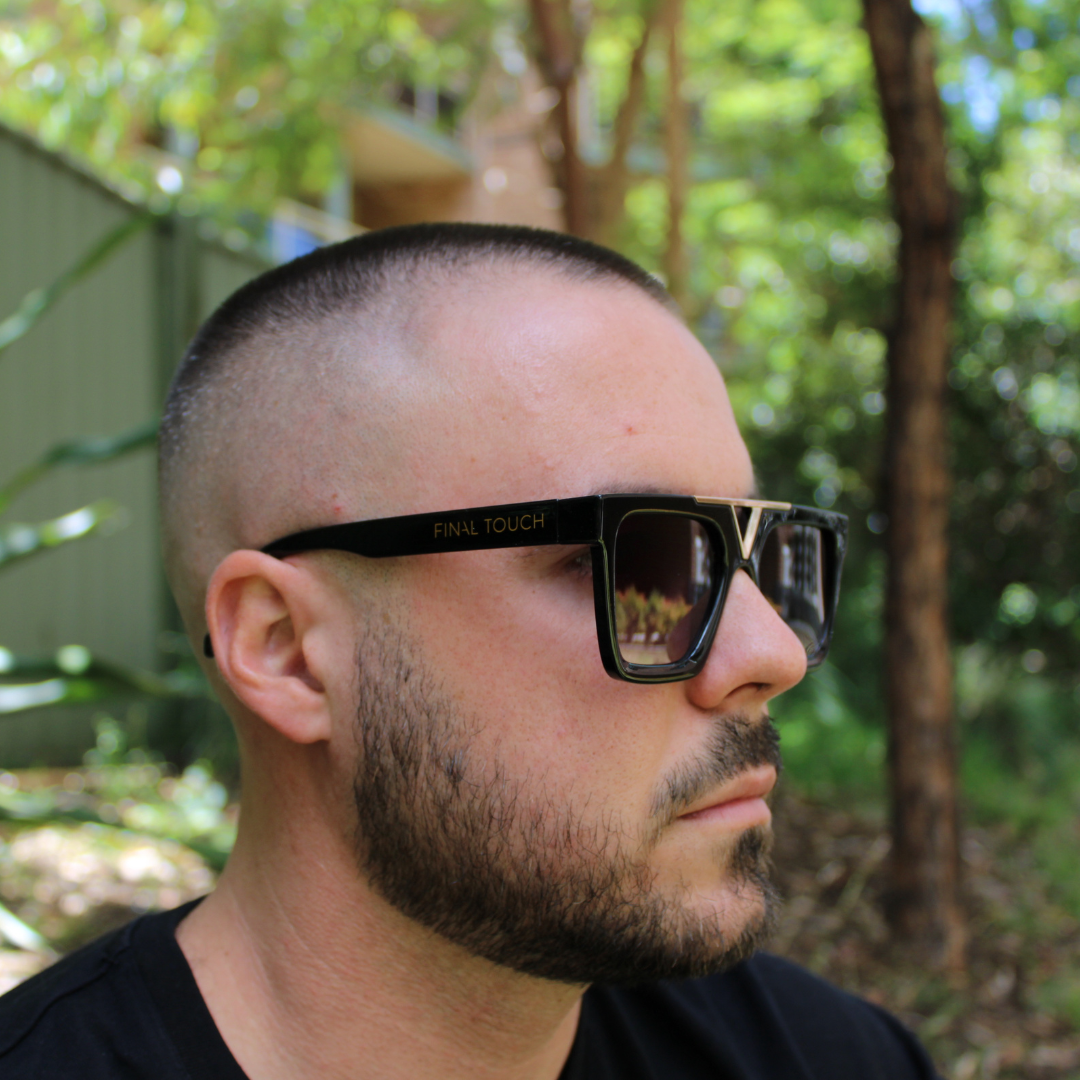 Wade - Jet Black Gold